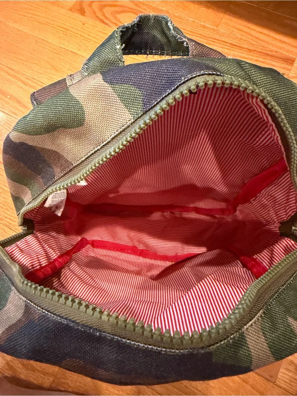 Vintage Herschel Supply Co. Youth Camo Backpack Red Polka Dot